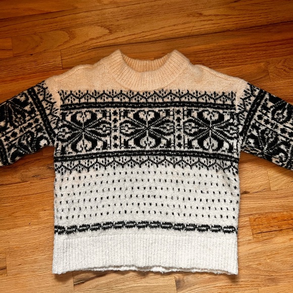 Universal Thread Sweaters - Universal Thread Winter Knit Sweater